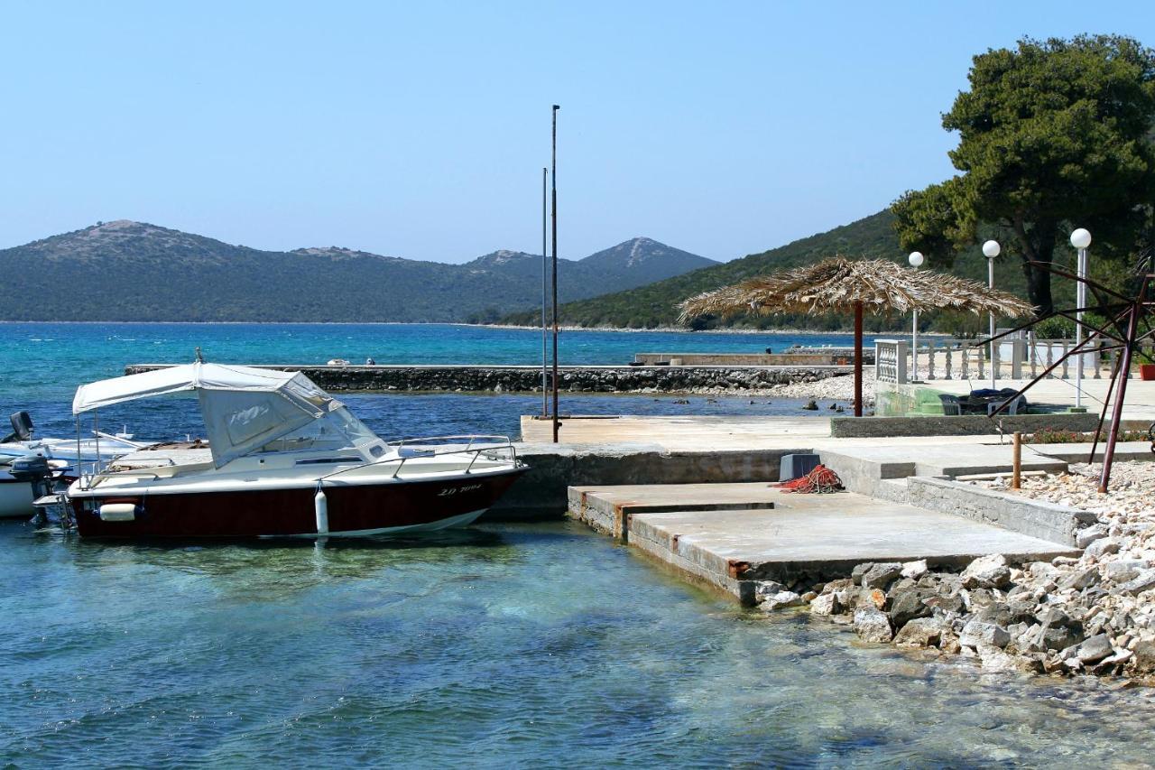Apartments By The Sea Brgulje, Molat - 6241 Exterior foto