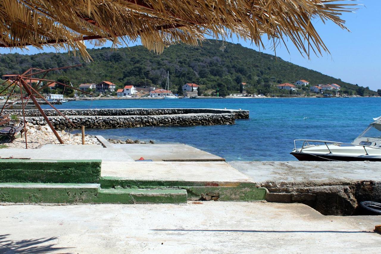 Apartments By The Sea Brgulje, Molat - 6241 Exterior foto