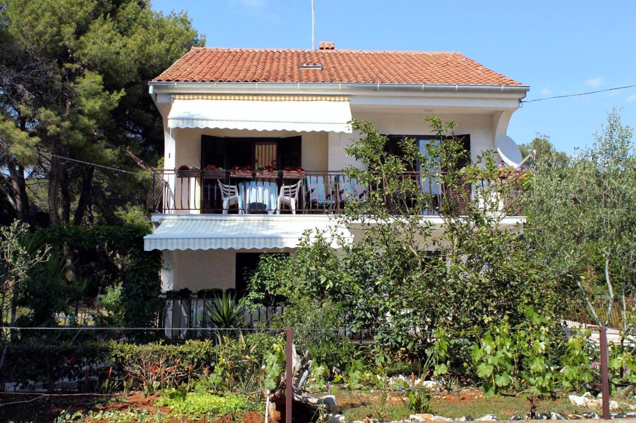 Apartments By The Sea Brgulje, Molat - 6241 Exterior foto