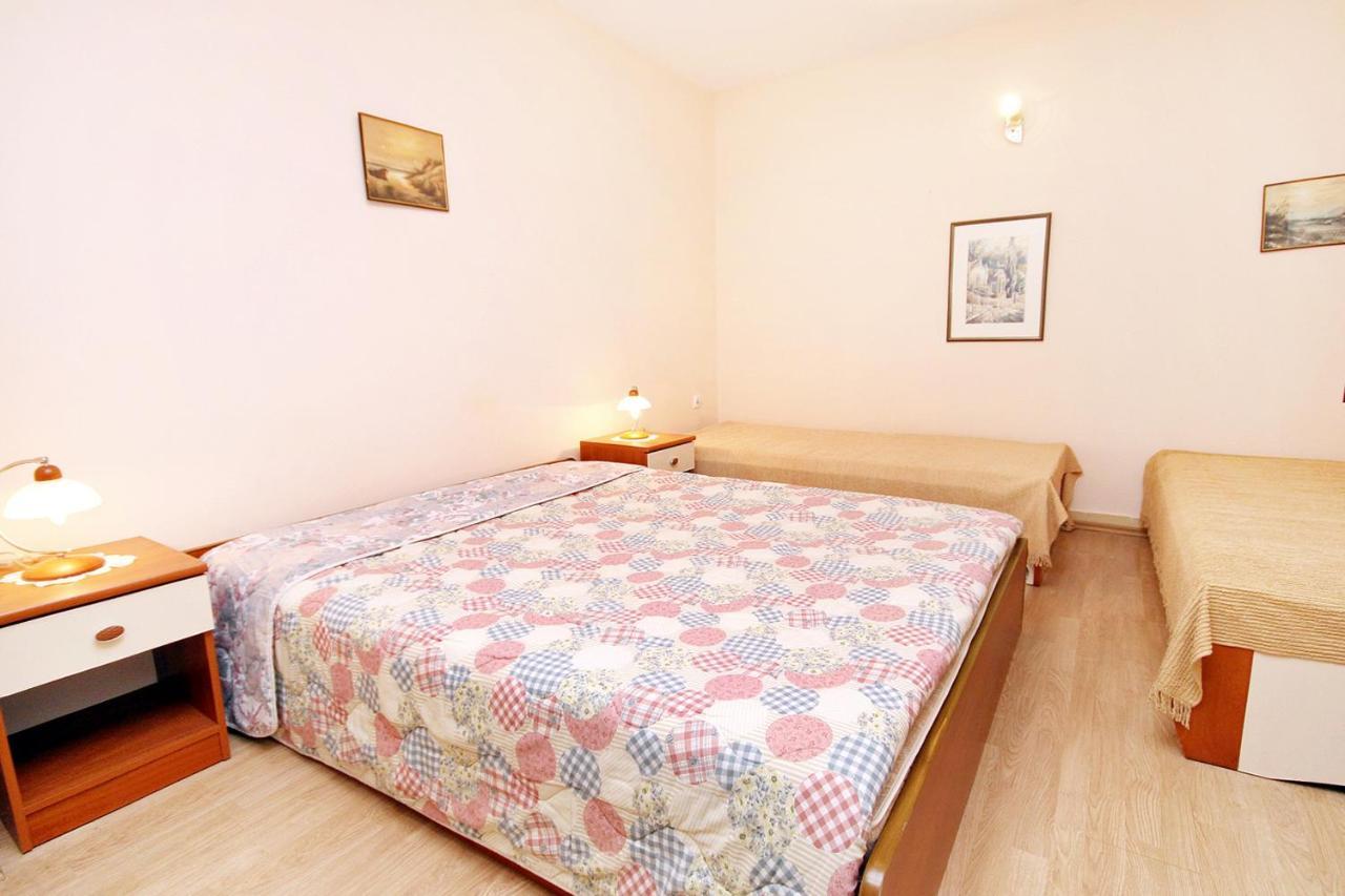 Apartments By The Sea Brgulje, Molat - 6241 Exterior foto
