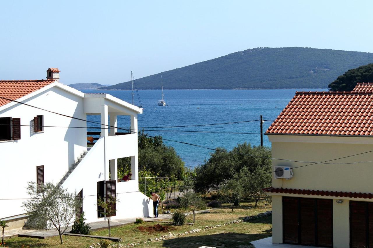 Apartments By The Sea Brgulje, Molat - 6241 Exterior foto